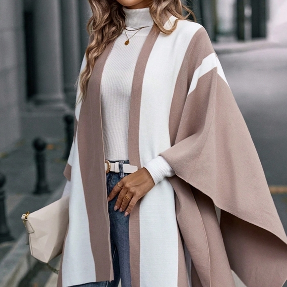 Two Tone Batwing Sleeve Asymmetrical Hem Cardigan - Picture 2 of 6